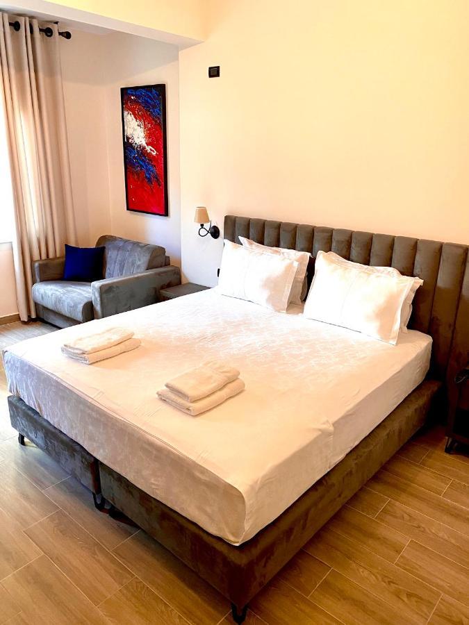 Venis Hotel Tirana Extérieur photo