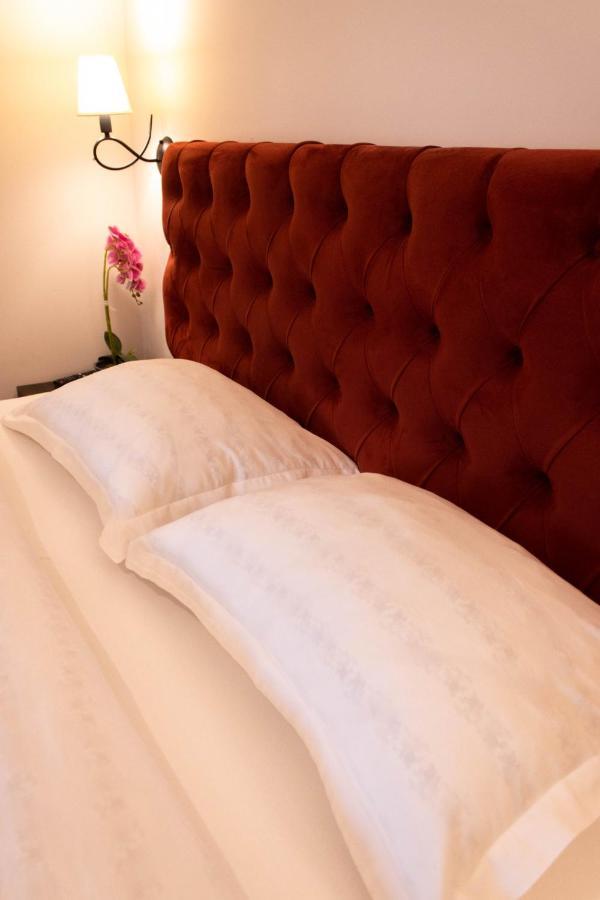 Venis Hotel Tirana Extérieur photo